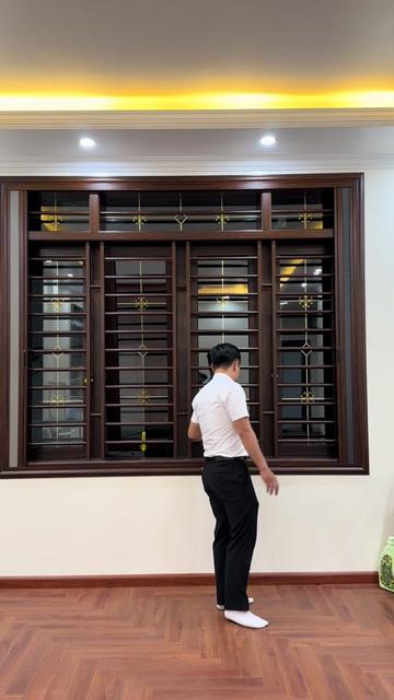 @Hậu Cửa Nh&ocirc;m OWIN H&agrave; Nội