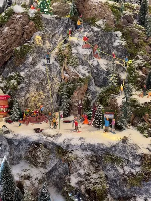 @Mike&rsquo;s Christmas Village ✨