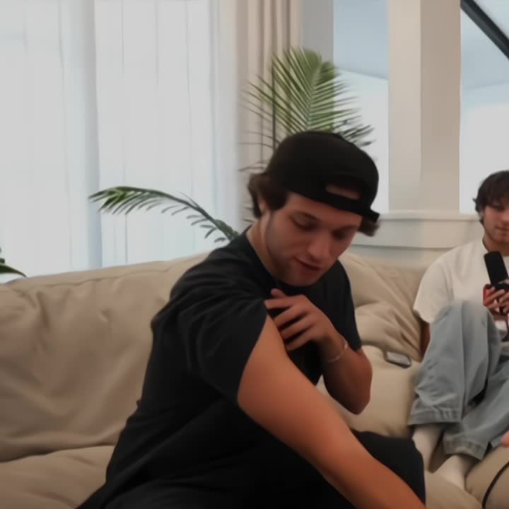 @lucyfrfrf