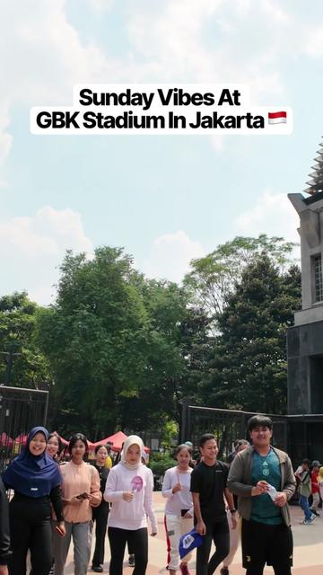 @Beth & Denz | Adventure Travel
