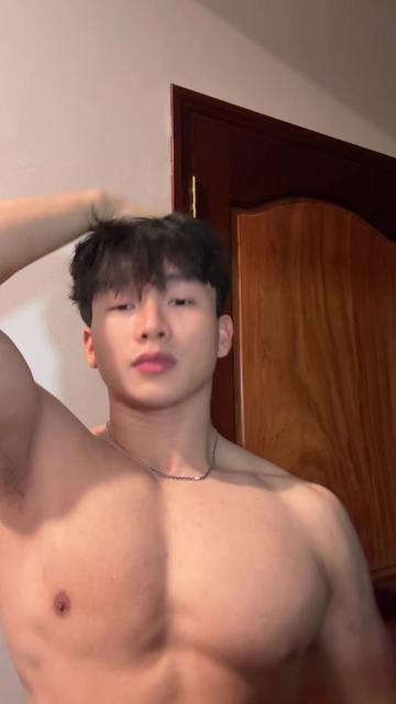 @Quốc Huy N&egrave;