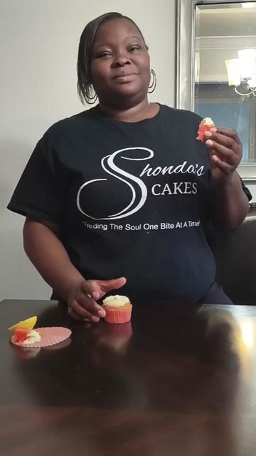 @Shonda's Cakes - Mobile, Al