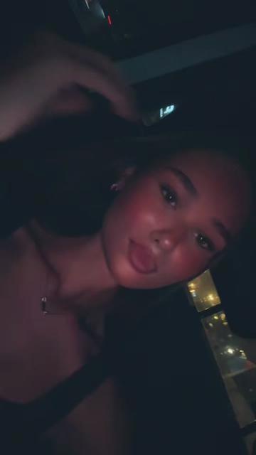 @🧸