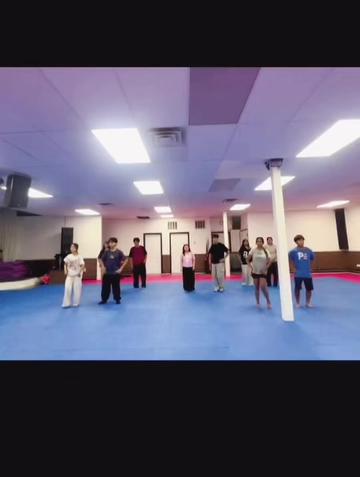 @Dancegroup