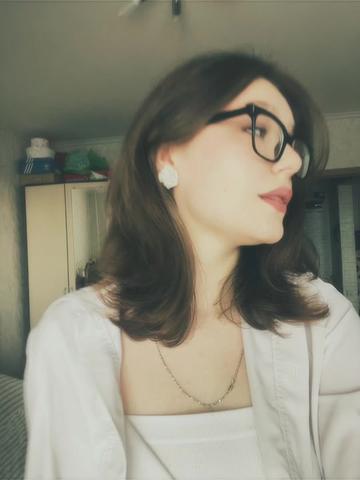 @вроде Вика зовут