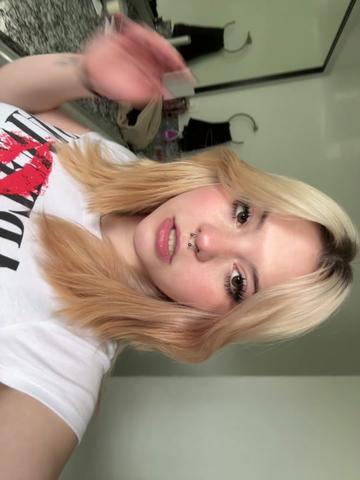@:3