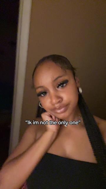 @ohshesrandom