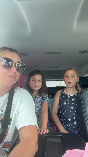 @Jessica Sarver || Girl Mom ||
