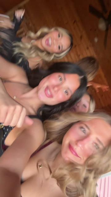 @myakruzel