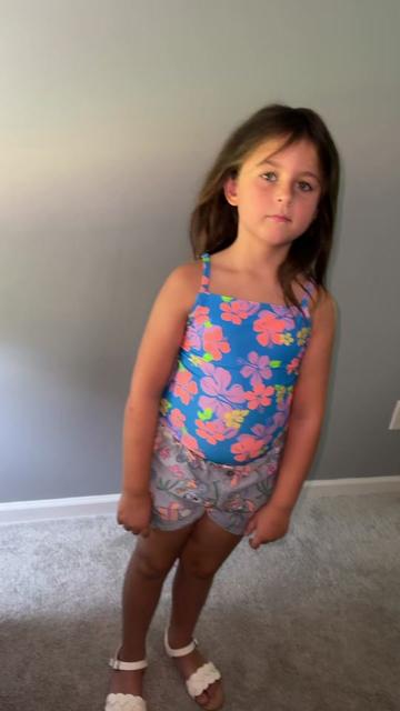 @Jessica Sarver || Girl Mom ||