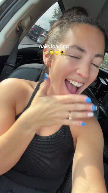 @kelshowardd