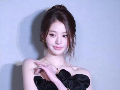 @Lỏ love wonyoung