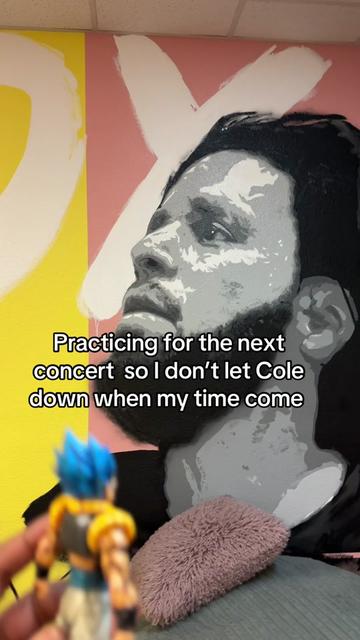 @Figures Everywhere