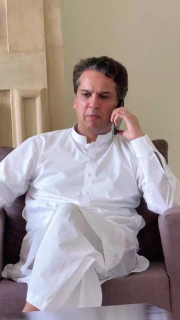 @Makhdoom Hashim Javan Bakht