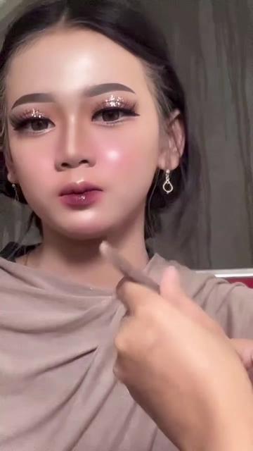 @idamakeuppati