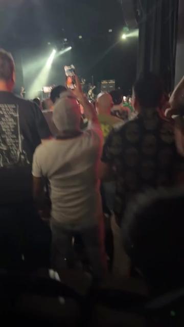 @Mònica Huerta 🎤😎🤟🏻🎶