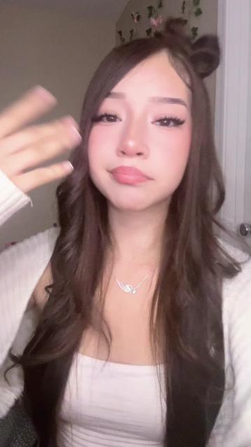 @thegirlnextdoor