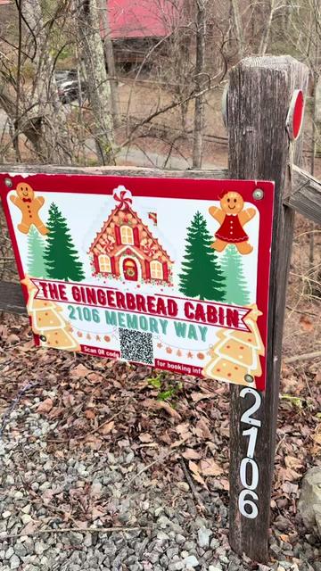 @Gingerbread cabin