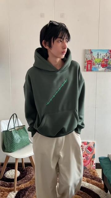 @Akishi