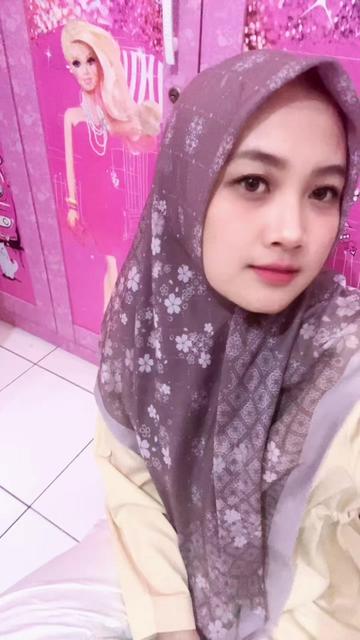 @Indah Khoerun Nisa, S. Pd ๐ป โก