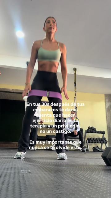 @LarizaYoung