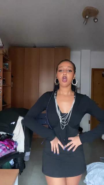 @In_daiana_jones
