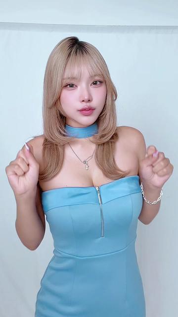 @如月れい👱🏽♀️🩵🪽
