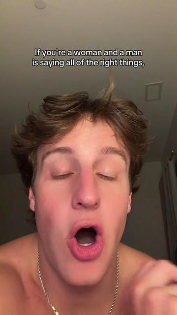 @julionomartello