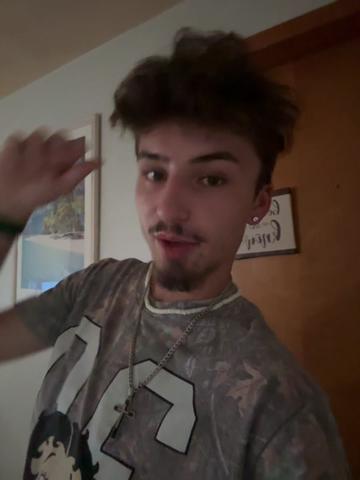 @AdamD🤍