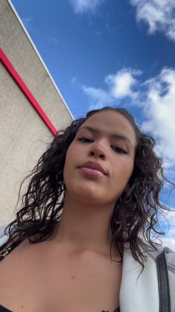 @Anyelina ❤️❤️🇧🇪🇨🇺