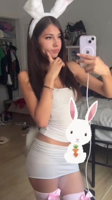 @2alyssx