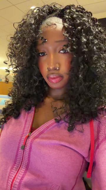 @Aaliyah✦