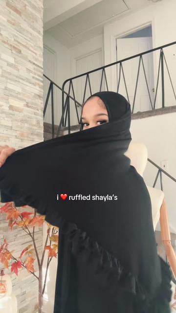 @liystitchedit