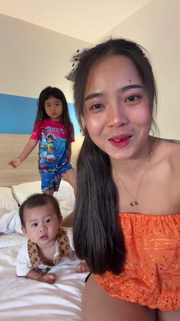 @ขนิษฐา