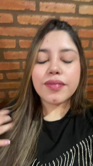 @Valentina&bull;