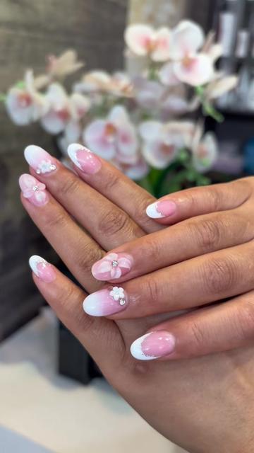 @ANANEKE BEAUTY SALON AND SPA