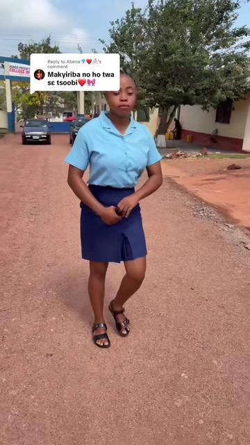 @Madam Bronii🤭🤍💎👩🏫🌎