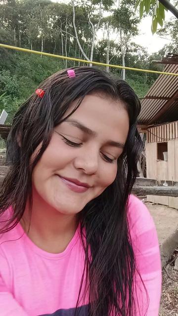 @🇨🇴Meli Fern&aacute;ndez 👑