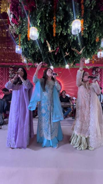 @Manwa Sisters โ