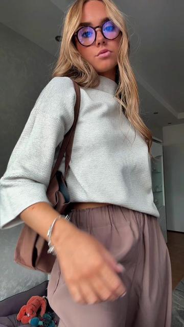 @лара