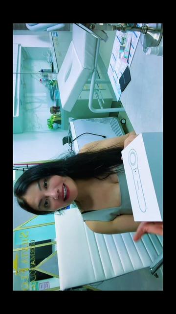 @Dra Silvia Lorena FLORES derma