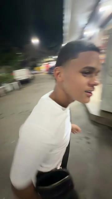 @Brando23