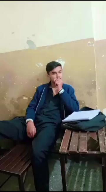 @Ghouri G3331