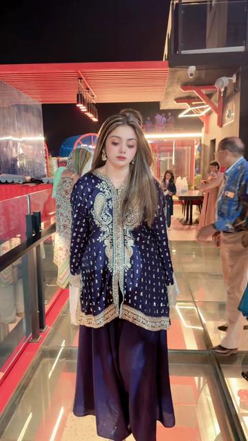@Pretty Amna ❤️