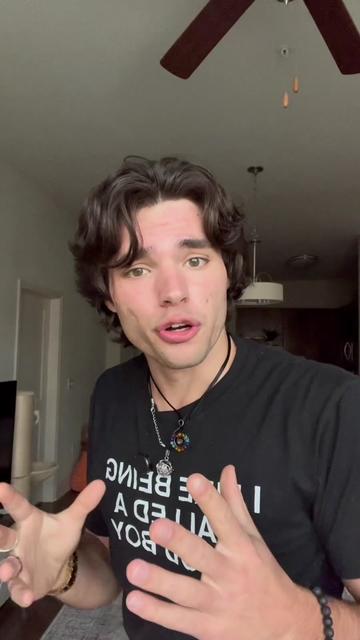 @gabrielwhittakerr