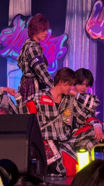 @.*・✿ri✩.*˚