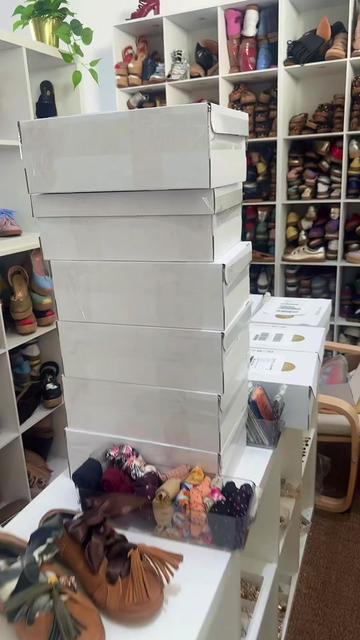 @Zapatos Syslaffitte