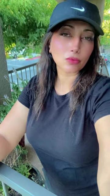 @AsliSona
