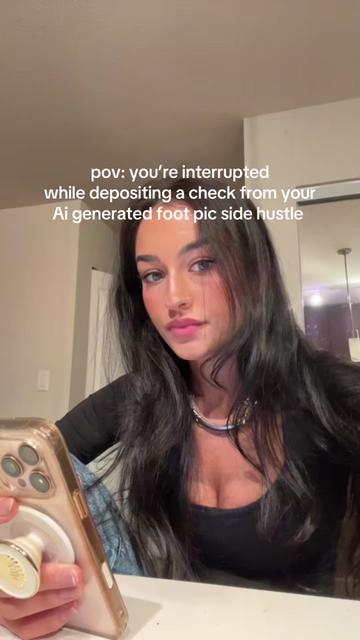 @glambyblue