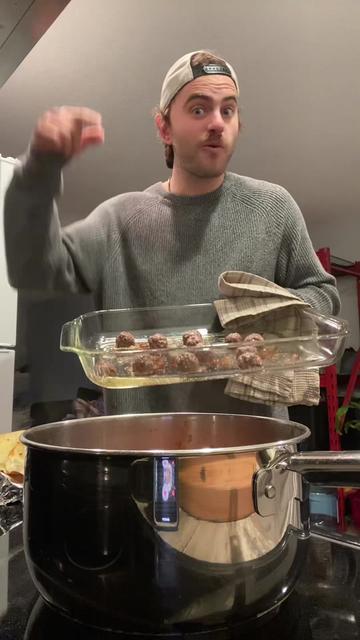 @MattyFeedsPeople